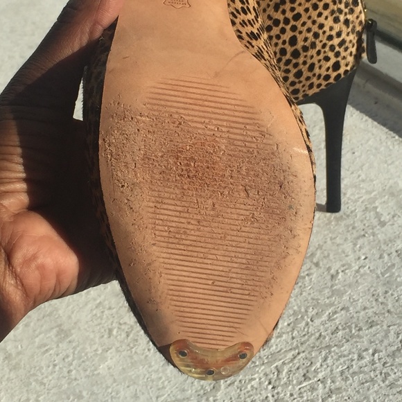 Cheetah print cowhide stiletto booties - Picture 6 of 6